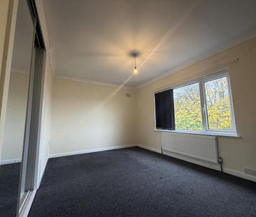 4 bedroom detached house to rent - Photo 4