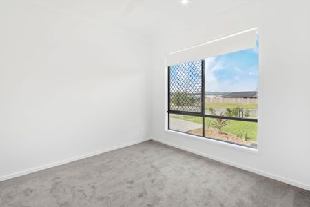 39b Jackson Chase,LOGAN RESERVE - Photo 4