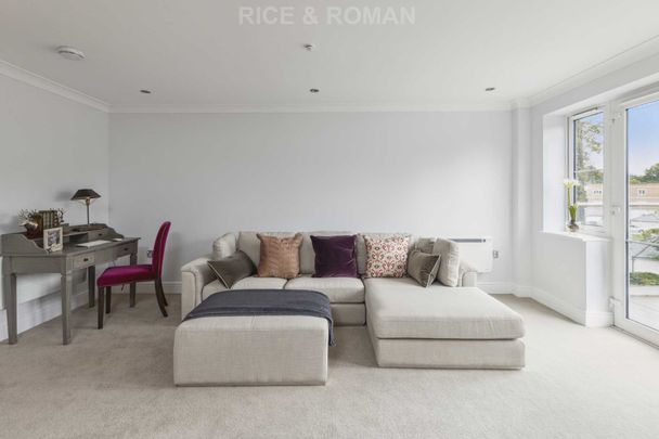 2 Bedroom Duplex, Lynwood Village – Ascot - Photo 1