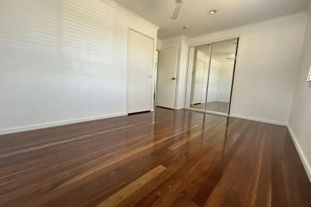 BEAUTIFUL TWO STOREY HOME FOR RENT - Photo 2