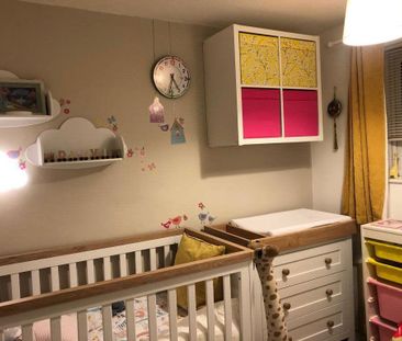 3 bedroom semi-detached house to rent - Photo 2