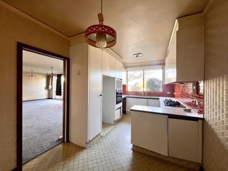 Spacious Two Bedroom Home - ENTRY VIA KHARTOUM ST - Photo 5