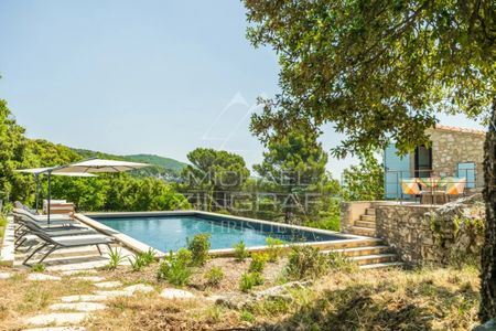 Murs - Bergerie rénovée au calme absolu avec vue sur le Luberon et grande piscine - Photo 2
