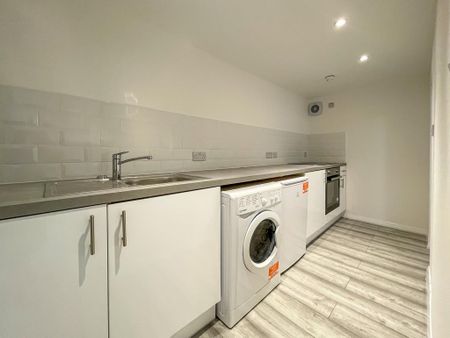 Studio to rent - Photo 3