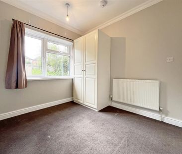 2 bedroom Maisonette to rent - Photo 2