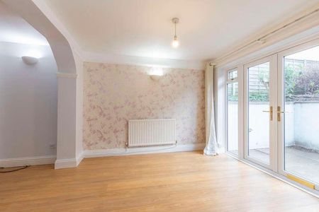 Kings Road, Cheltenham, GL52 - Photo 3