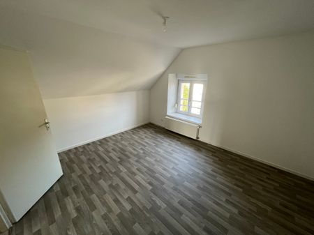 Location - Appartement T3 - 68 m² - Autechaux-Roide - Photo 4