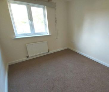 Town house to rent on - Photo 5