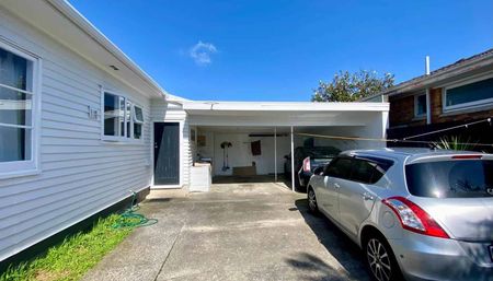 Single Level 3 Bedroom Standalone - Photo 2