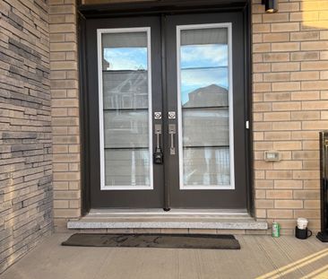 For Lease - 21 Velvet Way, Thorold, Ontario - Photo 5