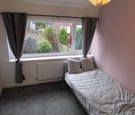 Princess Road, Firgrove, Rochdale - Photo 1