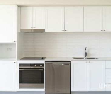 50/1 Anthony Rolfe Avenue, Gungahlin ACT, Belconnen - Photo 3