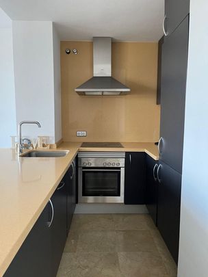 Middle Floor Apartment in Benahavís - Photo 1