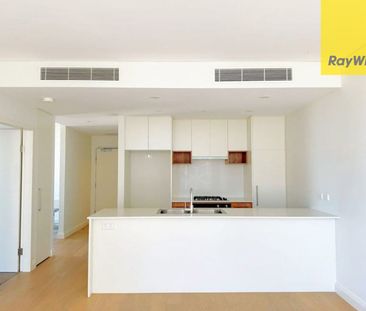 Modern One Bedroom PLUS STUDY - 100M From Train Station and Shops - Photo 6