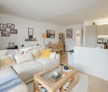 2 bedroom apartment to rent - Photo 3
