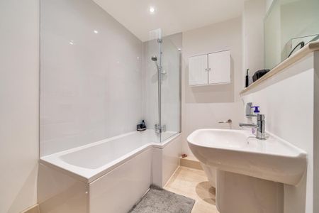 1 bedroom apartment to rent - Photo 4