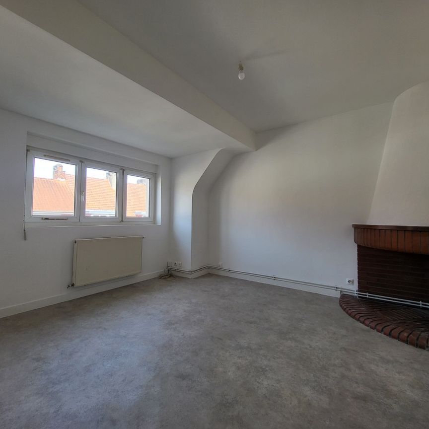 Location Appartement 3 pièces 56m² ST OMER 62500 - Photo 1