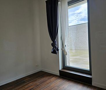 Appartement met 2 slaapkamers en zeer ruim terras - Photo 3