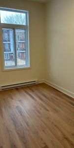 Superbe 5 1/2 à Hochelaga - Photo 3