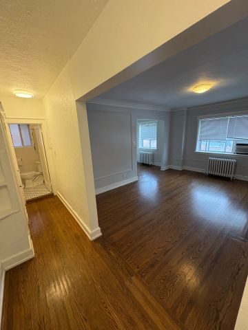 For Lease - 1648 Bathurst Street Unit# 11, Toronto, Ontario - Photo 2
