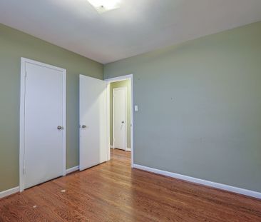 For Lease - 241 Burnett Avenue Unit# Main fl, Toronto, Ontario - Photo 3