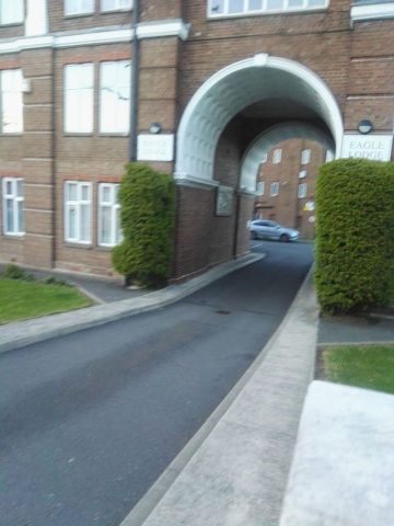 Studio Flat, Eagle Lodge, NW11 - Photo 2