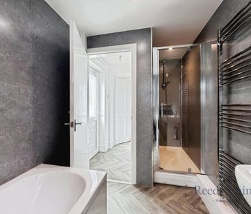 3 bedroom terraced house to rent - Photo 6