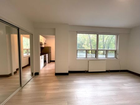 For Lease - 600 Eglinton Avenue Unit# 106, Toronto, Ontario - Photo 3