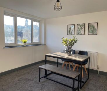 4 bedroom Student Flat to rent in Bridge View House, 15-23 City Roa... - Photo 4