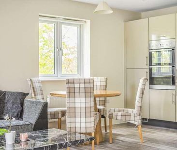 Stickley Court, Park Road, Faringdon, SN7 - Photo 2