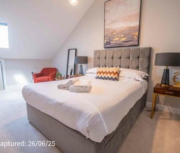 Flat 8, Crescent Court off Blossom Street - Photo 5