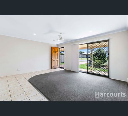 24 Jack Street, Pialba, Qld 4655 - Photo 3
