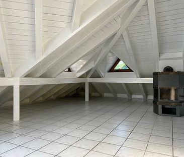 Charmante Dachwohnung mit Seesicht in Schmerikon - Photo 2