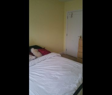 1 Bed Flat, Robin Hood Lane, SW15 - Photo 6