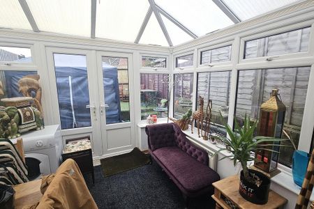 2 bedroom terraced house to rent - Photo 2