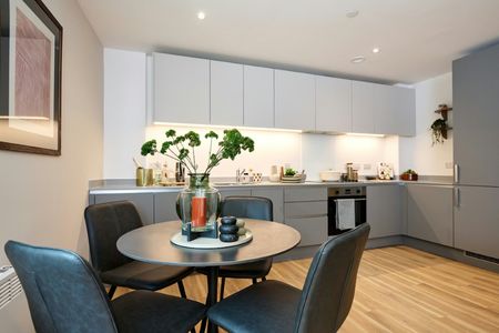 2 bedroom apartment - Photo 5