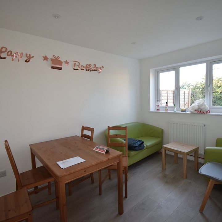 4 bed semi-detached bungalow to rent in Bek Close, Norwich, NR4 - Photo 1