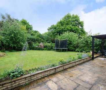 4 bedroom detached house to rent - Photo 6