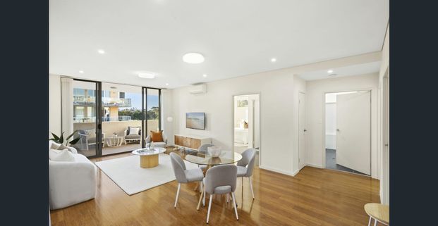 Oversized Parkside Apartment in premium location - Photo 1
