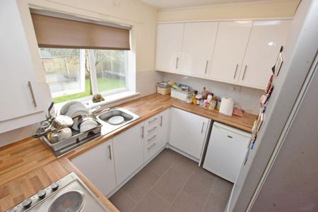 1 bedroom flat to rent - Photo 5