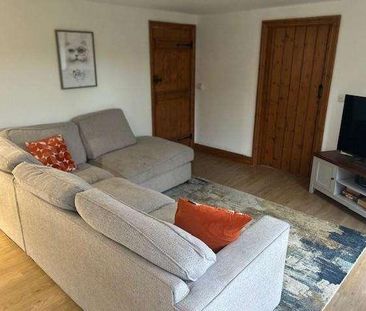 Blenheim Drive, Launton, OX26 - Photo 2