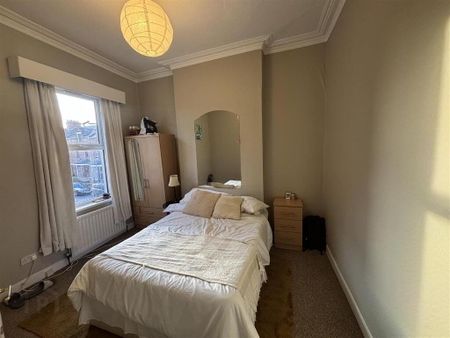 37 Haywood Avenue, Ormeau Road, Belfast, BT7 3EU - Photo 3