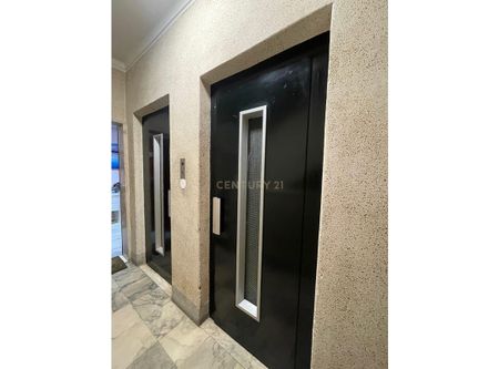 Carnaxide e Queijas, Lisbon - Photo 3