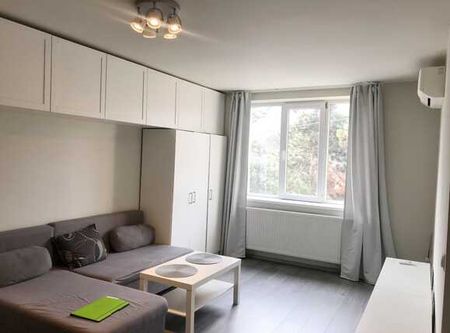 Apartament 2 camere, cochet, zona strazii Pandurilor - Photo 2