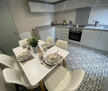 Beechwood Crescent (Room 5), Burley , Leeds - Photo 6