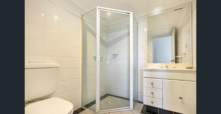 Large Convenient Apartment - Photo 2