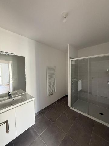 Location Appartement 3 pièces 70m² BORDEAUX 33100 - Photo 5