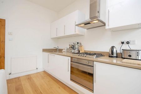 1 bedroom flat to rent - Photo 5