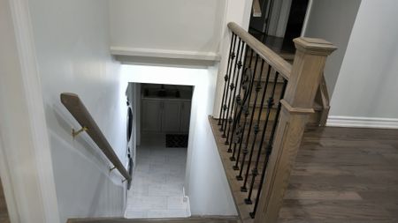 For Lease - 13 Fairfield Avenue, Brampton, Ontario - Photo 2