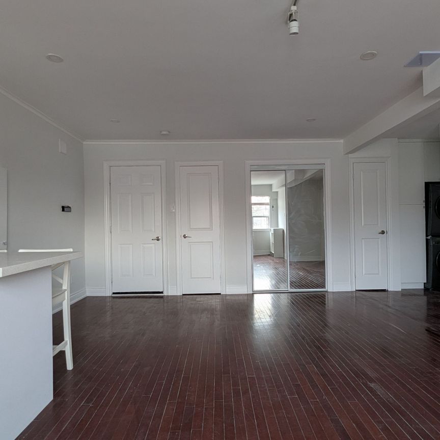 For Lease - 2209 Gerrard Street Unit# 2, Toronto, Ontario - Photo 1